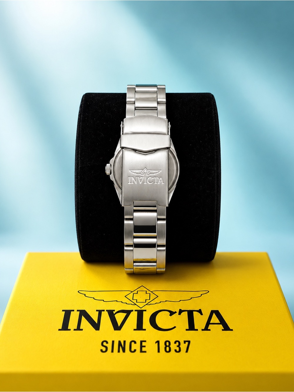 Invicta PRO DIVER 38 mm watchSilver Stainless Steel Bracelet Watch on Yellow Box - Picture 2 of 2
